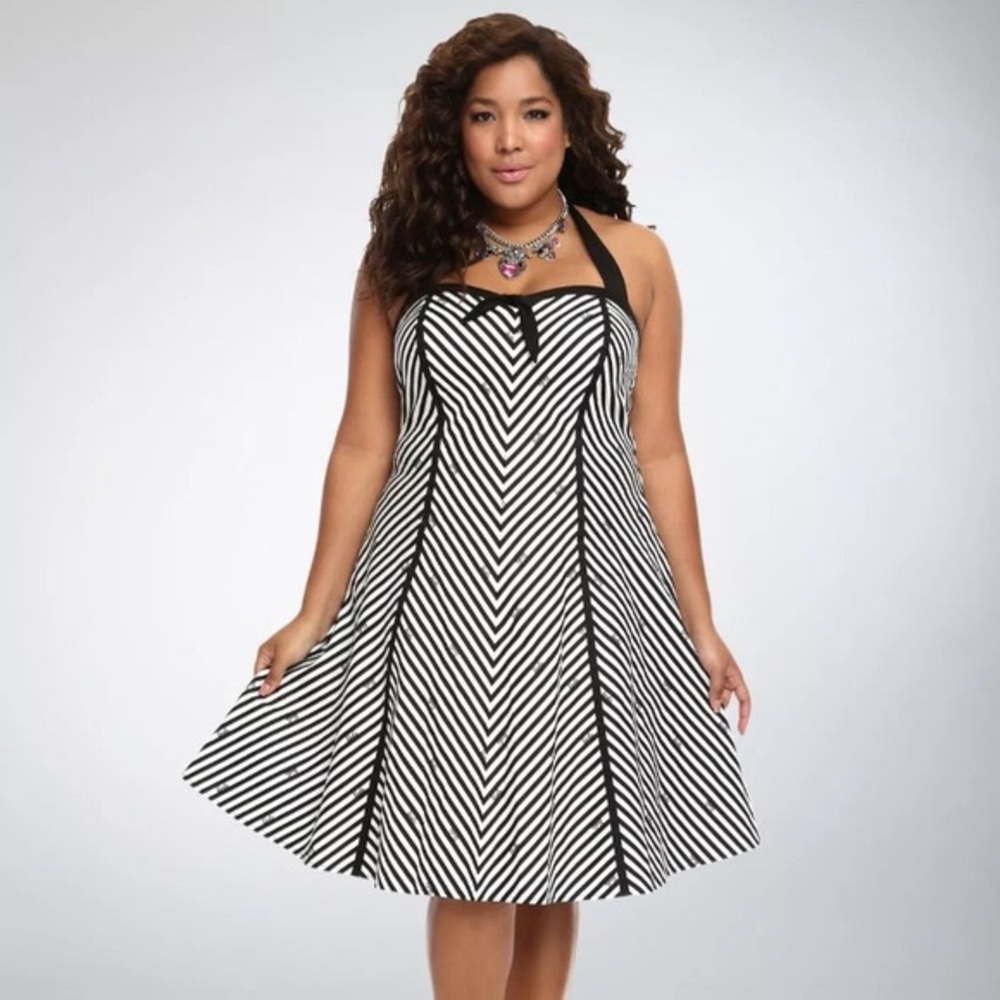 Torrid Barbie retro dress size 26